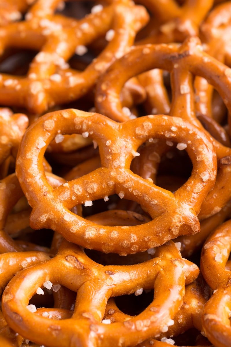 Chocolate-Dipped Pretzel Bites